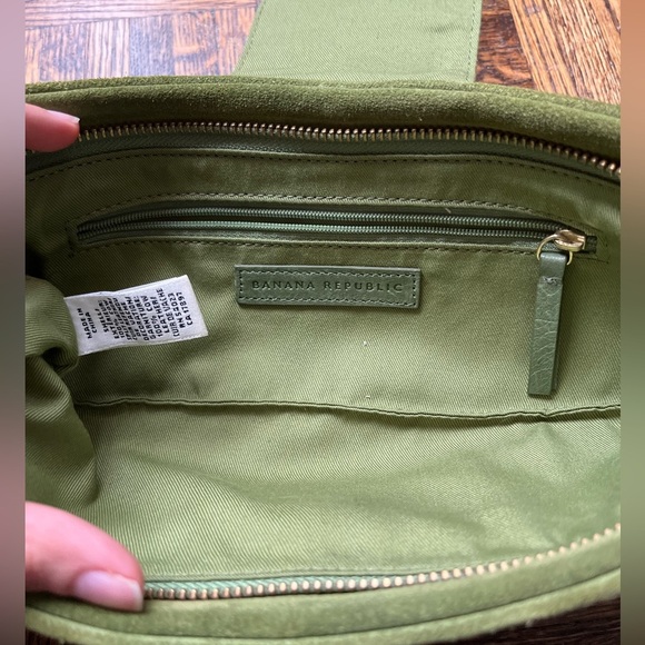 Banana Republic Green Cow Leather Clutch - Picture 12 of 14